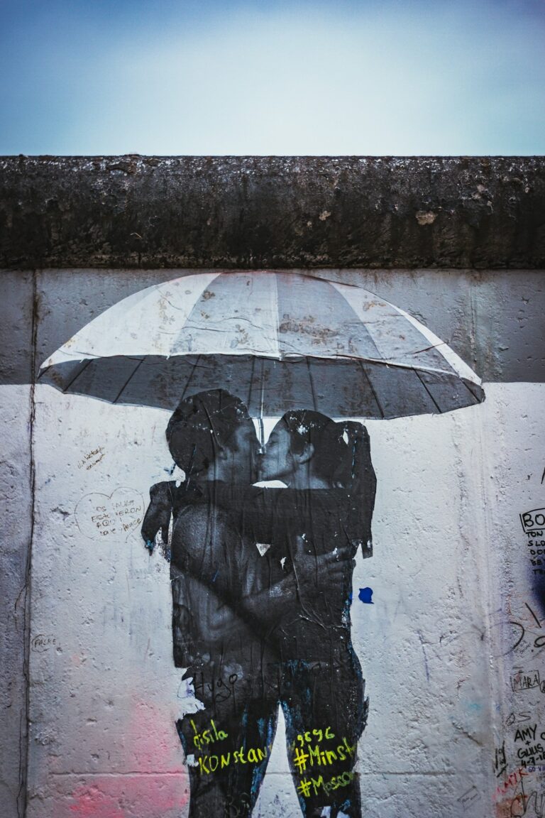 Connecting Safely in the NYC Dating Scene
